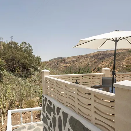 Holiday home La Yedra